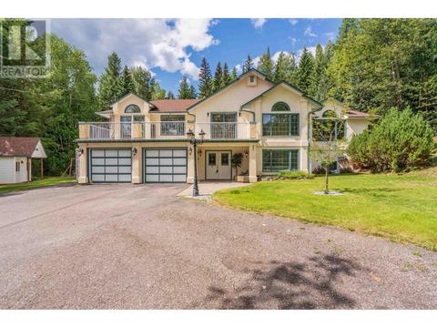 9094 North Nechako Road, House detached with 6 bedrooms, 3 bathrooms and null parking in Prince George BC | Card Image