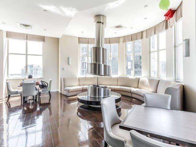 2520 - 25 The Esplanade St, Condo with 1 bedrooms, 1 bathrooms and 0 parking in Toronto ON | Image 22