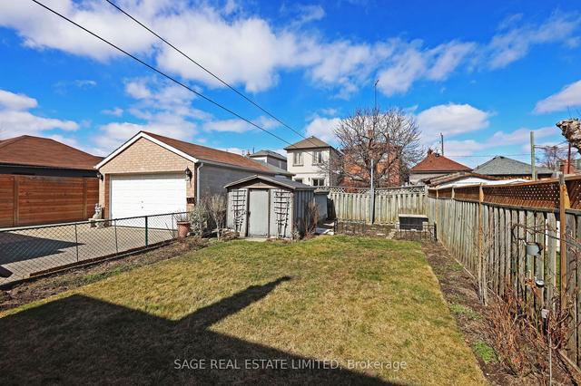 6 White Ave, House detached with 3 bedrooms, 2 bathrooms and 2 parking in Toronto ON | Image 15
