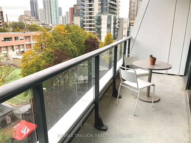 712 - 85 Wood St, Condo with 1 bedrooms, 1 bathrooms and 0 parking in Toronto ON | Image 16