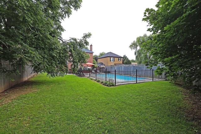 86 Midland Ave, House detached with 3 bedrooms, 4 bathrooms and 3 parking in Toronto ON | Image 37