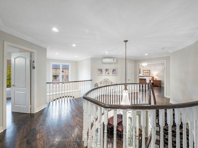 30 Bowring Walk, House detached with 4 bedrooms, 5 bathrooms and 6 parking in Toronto ON | Image 35