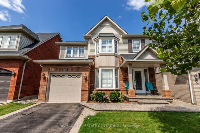 5575 Thorn Lane, House detached with 3 bedrooms, 3 bathrooms and 2 parking in Burlington ON | Image 1