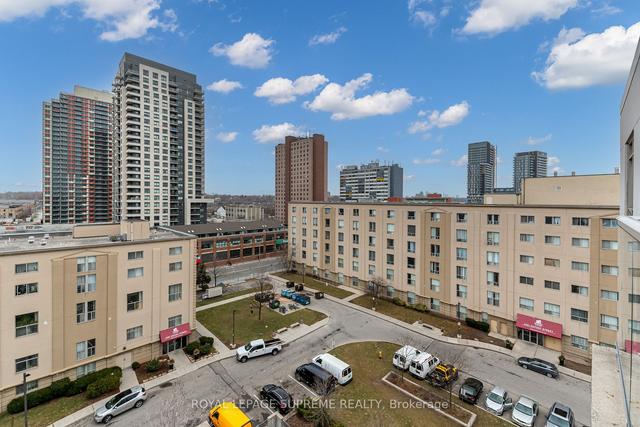 805 - 816 Lansdowne Ave, Condo with 1 bedrooms, 1 bathrooms and 1 parking in Toronto ON | Image 21