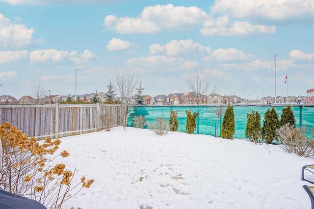 20 Southvale Dr, House detached with 4 bedrooms, 5 bathrooms and 4 parking in Vaughan ON | Image 33