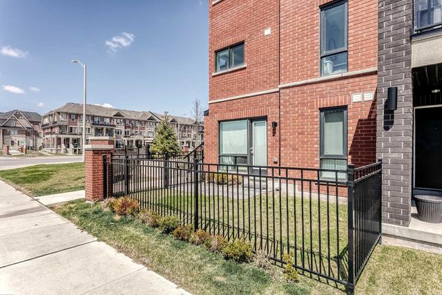 21 - 100 Dufay Rd, Townhouse with 2 bedrooms, 2 bathrooms and 2 parking in Brampton ON | Image 23