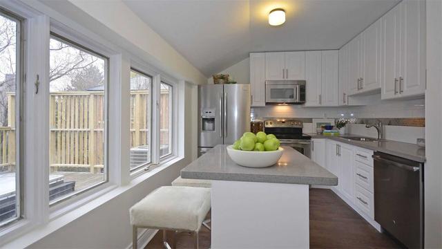 25 Roxborough St E, House detached with 5 bedrooms, 6 bathrooms and 3 parking in Toronto ON | Image 7
