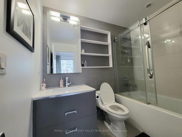 336 - 1830 Bloor St W, Condo with 1 bedrooms, 2 bathrooms and 1 parking in Toronto ON | Image 2