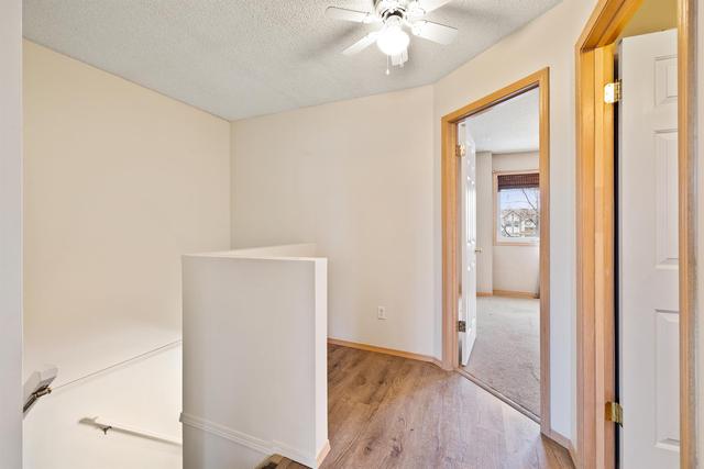 52 Shawbrooke Court Sw, Home with 3 bedrooms, 1 bathrooms and 2 parking in Calgary AB | Image 14