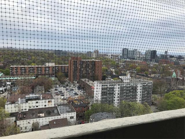 2116 - 40 Homewood Ave, Condo with 2 bedrooms, 1 bathrooms and 1 parking in Toronto ON | Image 1