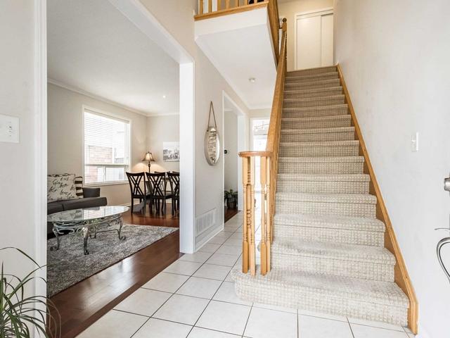 930 Lancaster Blvd, House detached with 4 bedrooms, 3 bathrooms and 3 parking in Milton ON | Image 36