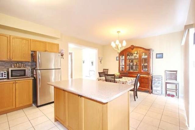80 Haviland Circ, House detached with 5 bedrooms, 4 bathrooms and 6 parking in Brampton ON | Image 15
