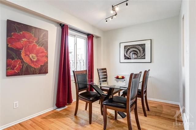 1824 Axminster Court, Townhouse with 3 bedrooms, 2 bathrooms and 2 parking in Ottawa ON | Image 8