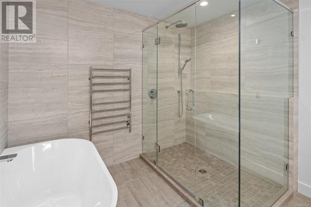 Ensuite | Heated floors | Soaker tub & Shower | Image 45