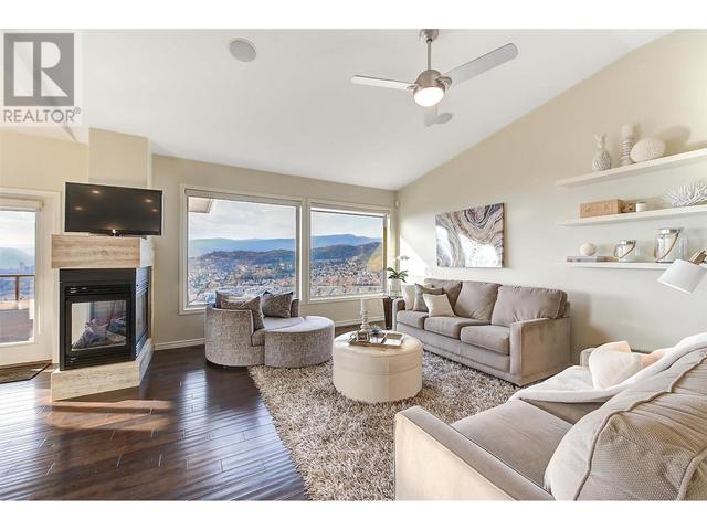 331 - 663 Denali Court, House attached with 3 bedrooms, 2 bathrooms and 2 parking in Kelowna BC | Image 5