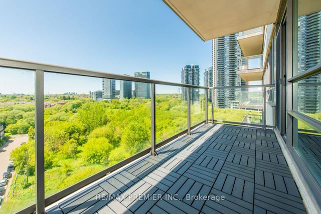 1003 - 15 Legion Rd, Condo with 1 bedrooms, 1 bathrooms and 1 parking in Toronto ON | Image 8