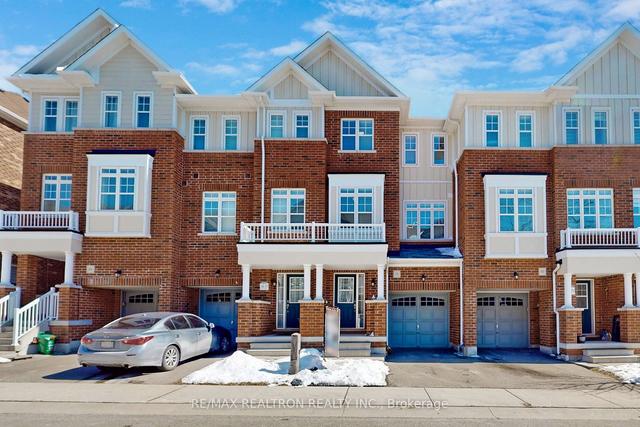 88 Roy Grove Way, Townhouse with 3 bedrooms, 3 bathrooms and 2 parking in Markham ON | Image 1