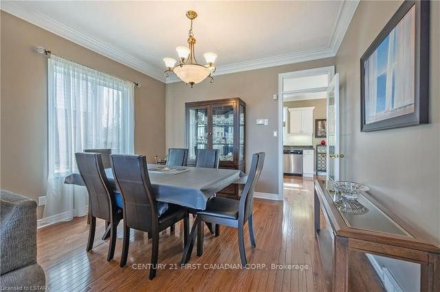 1184 Thornley Ave, House detached with 4 bedrooms, 4 bathrooms and 6 parking in London ON | Image 2