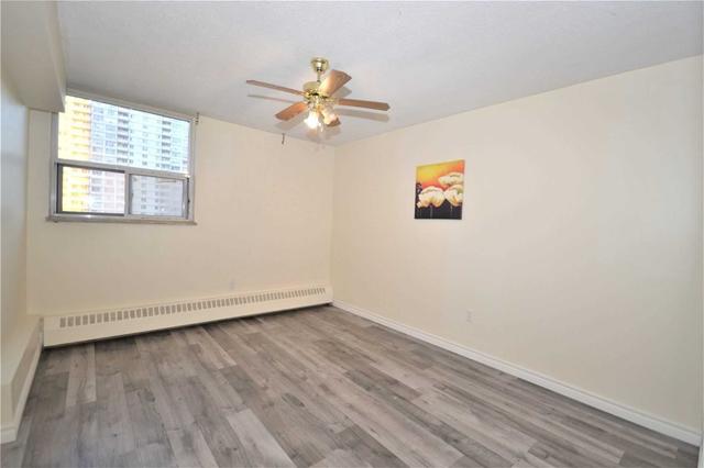509 - 370 Dixon Rd, Condo with 2 bedrooms, 1 bathrooms and 1 parking in Toronto ON | Image 11