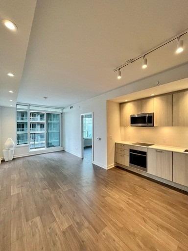 2011 - 1926 Lakeshore Blvd W, Condo with 2 bedrooms, 2 bathrooms and 1 parking in Toronto ON | Image 17