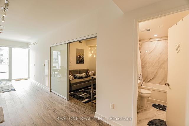 606 - 15 Queens Quay E, Condo with 1 bedrooms, 1 bathrooms and 0 parking in Toronto ON | Image 13