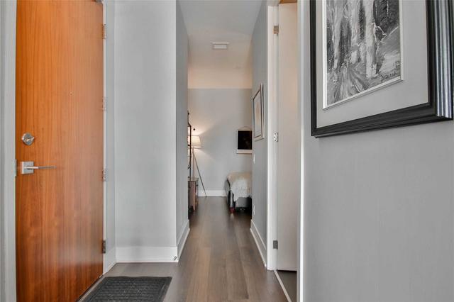 418 - 111 St Clair Ave W, Condo with 1 bedrooms, 2 bathrooms and 0 parking in Toronto ON | Image 11