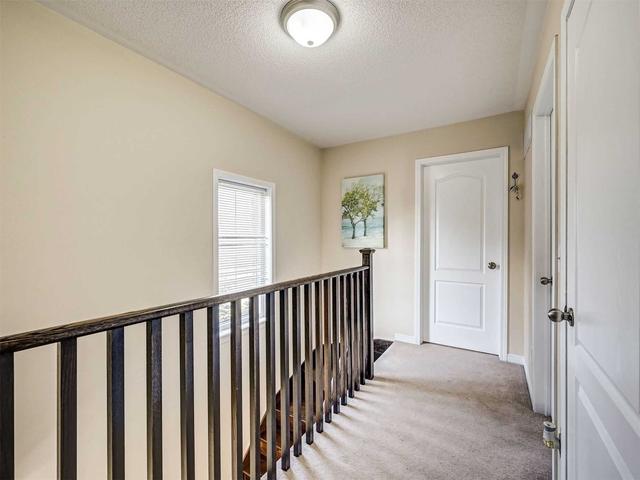 102 Cedar Lake Cres, Townhouse with 3 bedrooms, 4 bathrooms and 2 parking in Brampton ON | Image 15