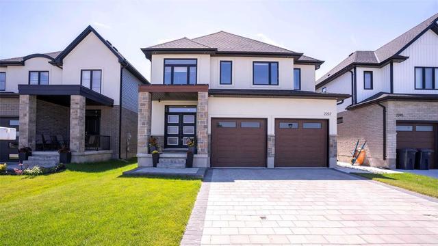 2237 Linkway Blvd, House detached with 4 bedrooms, 4 bathrooms and 4 parking in London ON | Image 1