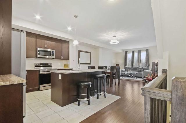 307 Quest Pvt, House attached with 3 bedrooms, 3 bathrooms and 2 parking in Ottawa ON | Image 4