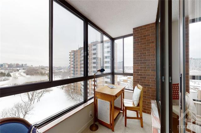 1004 - 44 Emmerson Avenue, Condo with 2 bedrooms, 2 bathrooms and 1 parking in Ottawa ON | Image 11