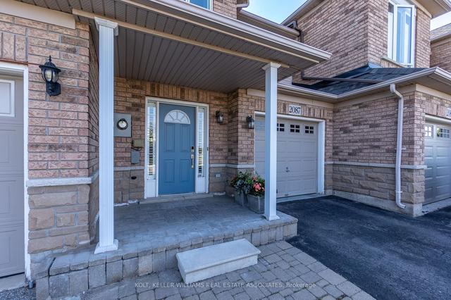 2087 Redstone Cres, House attached with 3 bedrooms, 3 bathrooms and 4 parking in Oakville ON | Image 34
