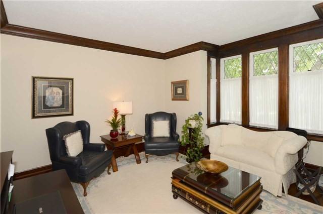 575 Indian Rd, House detached with 4 bedrooms, 4 bathrooms and 2 parking in Toronto ON | Image 3