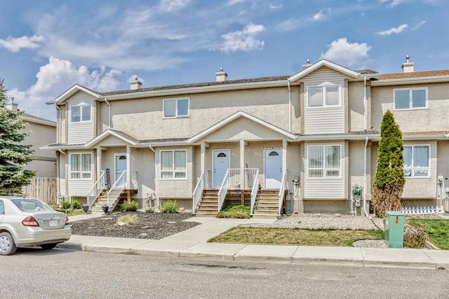 123 Lynx Cove N, Home with 2 bedrooms, 1 bathrooms and 2 parking in Lethbridge AB | Image 34