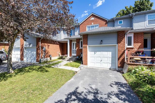 121 Galbraith Crt, House attached with 3 bedrooms, 2 bathrooms and 3 parking in Clarington ON | Image 1