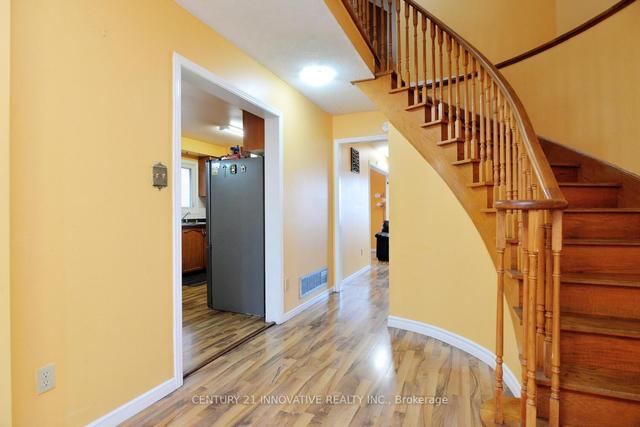 54 Fallen Oak Crt, House detached with 3 bedrooms, 3 bathrooms and 5 parking in Brampton ON | Image 34