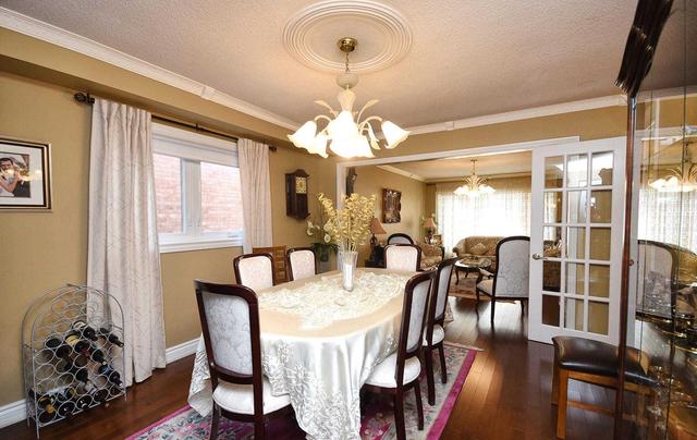8173 Martin Grove Rd, House detached with 4 bedrooms, 4 bathrooms and 5 parking in Vaughan ON | Image 2