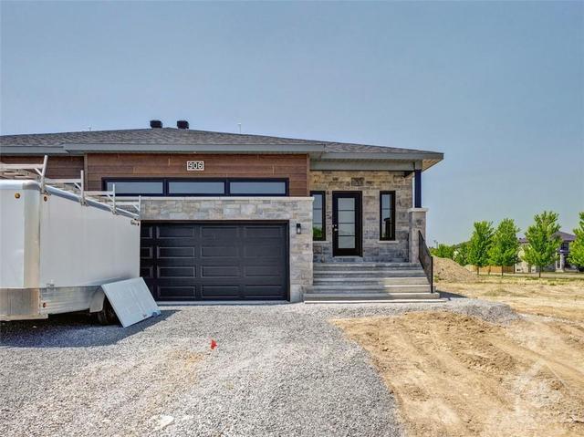 906 Chablis Crescent, Embrun, ON, K0A1W0 | Card Image