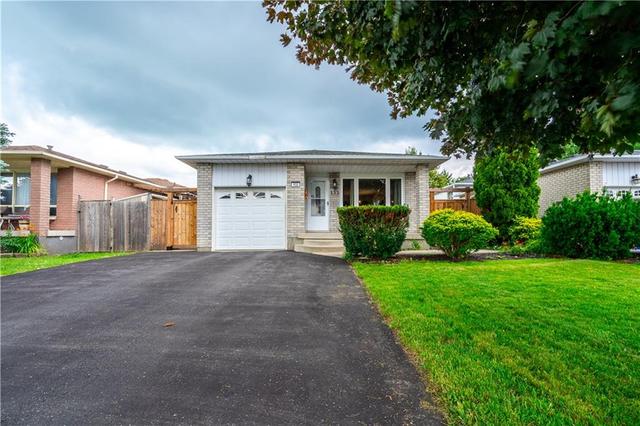 133 Ironwood Crescent, House detached with 4 bedrooms, 2 bathrooms and 2 parking in Hamilton ON | Image 1