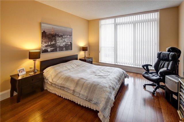 th05 - 25 Singer Crt, Townhouse with 3 bedrooms, 3 bathrooms and 1 parking in Toronto ON | Image 12