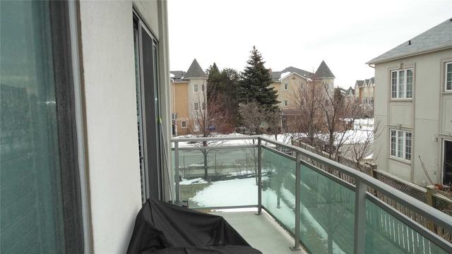 1d - 8 Rosebank Dr, Condo with 1 bedrooms, 1 bathrooms and 1 parking in Toronto ON | Image 5