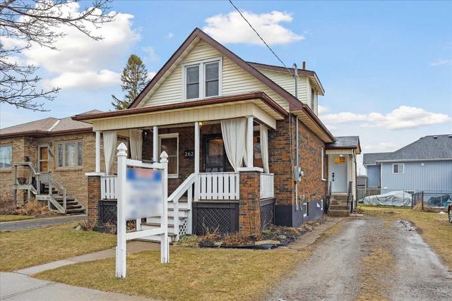 262 Conant St, House detached with 3 bedrooms, 2 bathrooms and 2 parking in Oshawa ON | Image 12