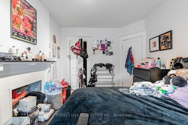 691 Ossington Ave, House detached with 3 bedrooms, 3 bathrooms and 1 parking in Toronto ON | Image 15