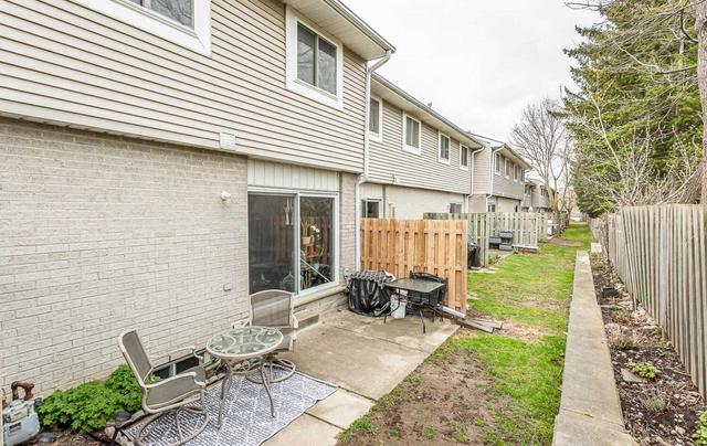 34 - 125 Sekura Cres, Townhouse with 3 bedrooms, 2 bathrooms and 2 parking in Cambridge ON | Image 13