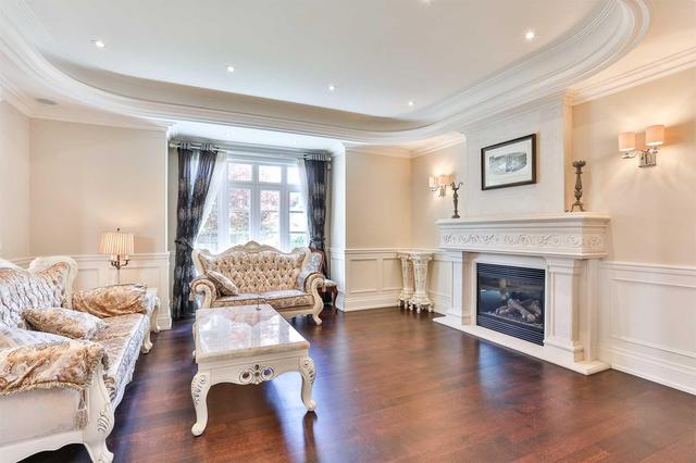 122 Yorkminster Rd, House detached with 4 bedrooms, 5 bathrooms and 4 parking in Toronto ON | Image 4