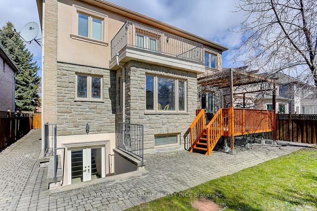 319 Princess Ave, House detached with 5 bedrooms, 7 bathrooms and 6 parking in Toronto ON | Image 33
