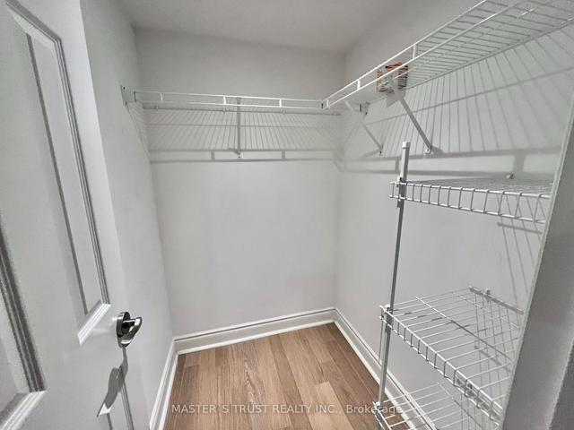 323 - 25 Greenview Ave, Condo with 1 bedrooms, 1 bathrooms and 1 parking in Toronto ON | Image 4