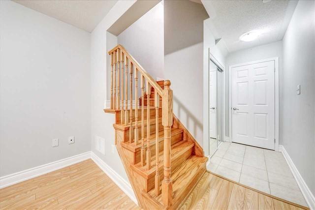 14 Snowgoose Terr, House attached with 3 bedrooms, 2 bathrooms and 2 parking in Toronto ON | Image 23