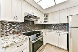 3107 - 77 Harbour Sq, Condo with 2 bedrooms, 2 bathrooms and 1 parking in Toronto ON | Image 5