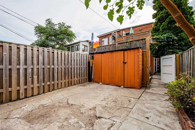 601 Dufferin St, House attached with 3 bedrooms, 2 bathrooms and 1 parking in Toronto ON | Image 24