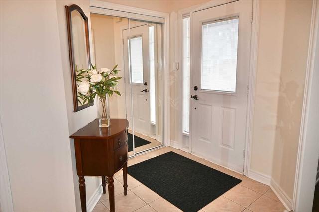 8 Orchard Park Gate, Condo with 2 bedrooms, 3 bathrooms and 2 parking in Brampton ON | Image 12